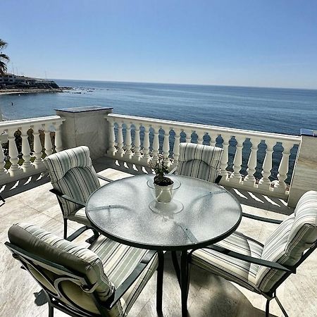 Beachfront Apartment With Pleasant Views Of The Sea And The Historic Lighthouse. La Cala De Mijas Exterior photo